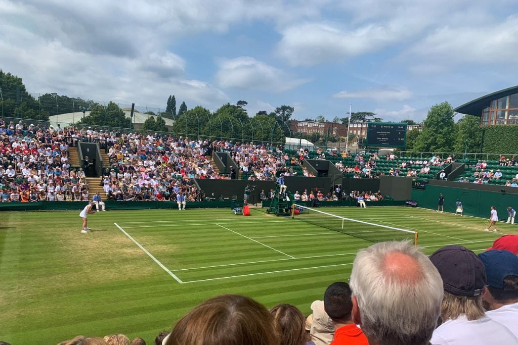 A picture of Court 3 with Elina Svitolina playing.