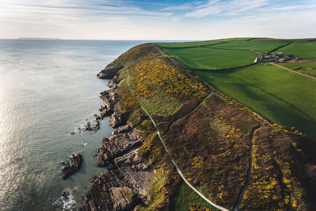 A picture of the coastline in the United Kingdom