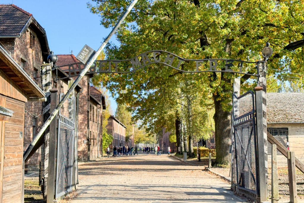 A picture of the gate that marks the entrance to the Auschwitz camp.