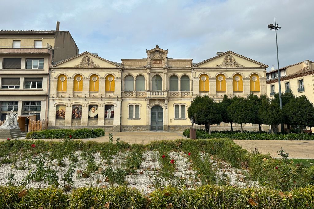 The outside of the Musee of Beaux Arts in Carcassonne. Seeing the artwork at the museum is a fun activity to do if you have extra time on your dray trip to Carcassonne from Toulouse.
