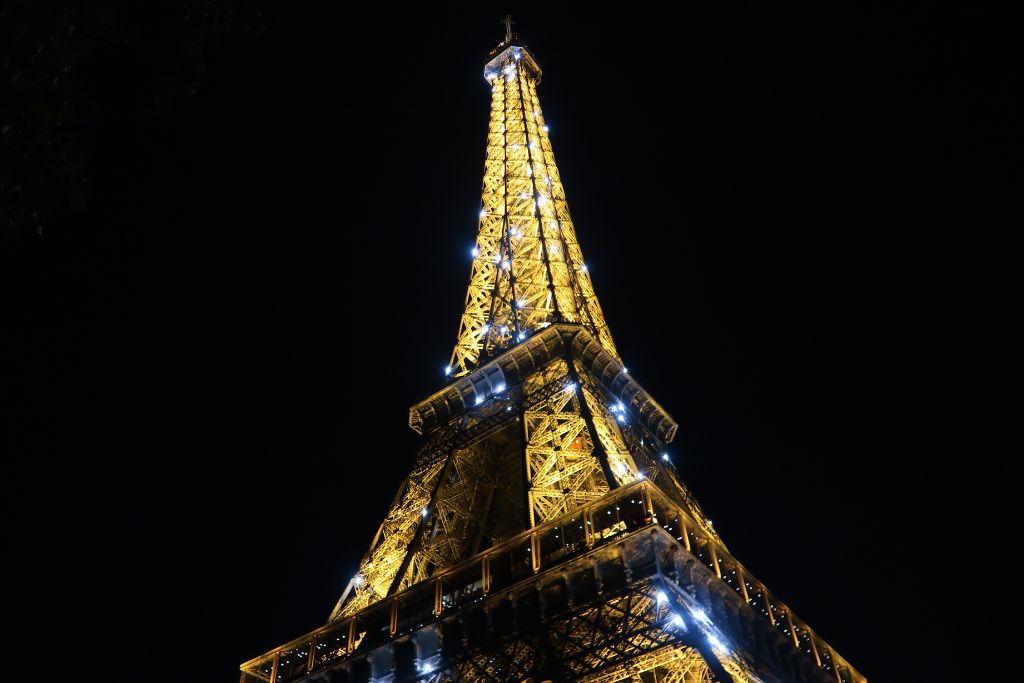 A picture of the Eiffel Tower in Paris. Paris is better suited for couples than Milan because Paris exudes romance with its many iconic attractions.