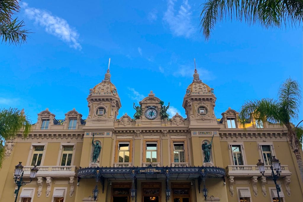 A picture of the iconic Monte Carlo Casino in Monaco. There is no equivalent landmark in Nice like casino in Monaco.