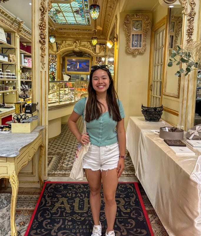 A picture of Kristin in her favorite candies shop in Nice.