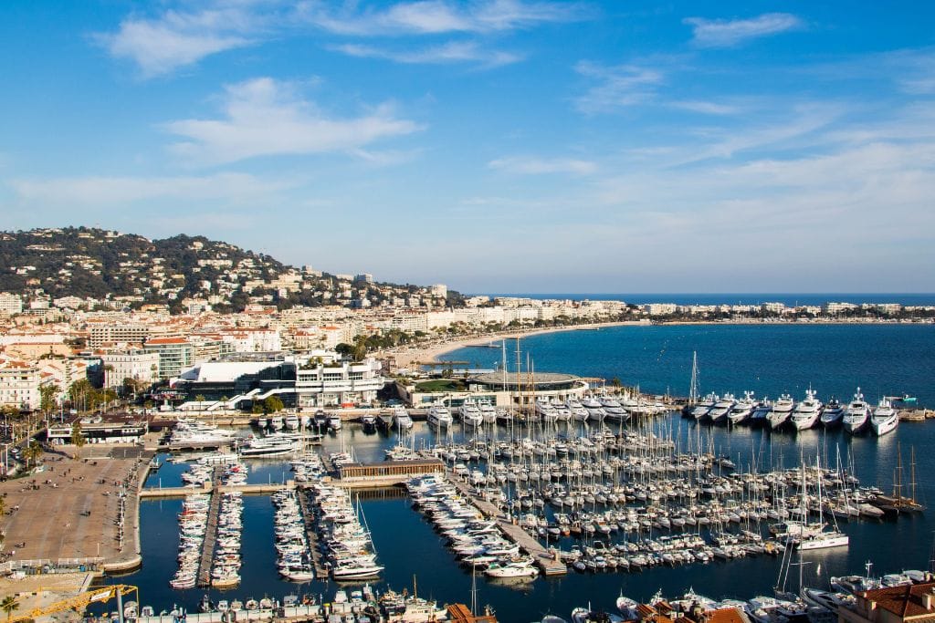 A picture of the main port in Cannes