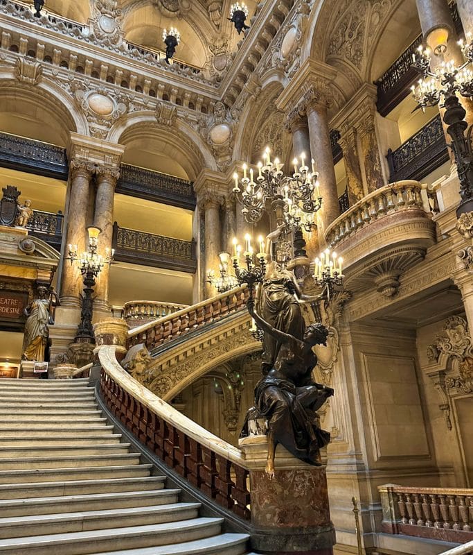 A picture of the staircases leading to the Grand Staircase. Walking up these steps and envisioning yourself back in the 1800s or 1900s is another reason I think the Palais Garnier is worth visiting.