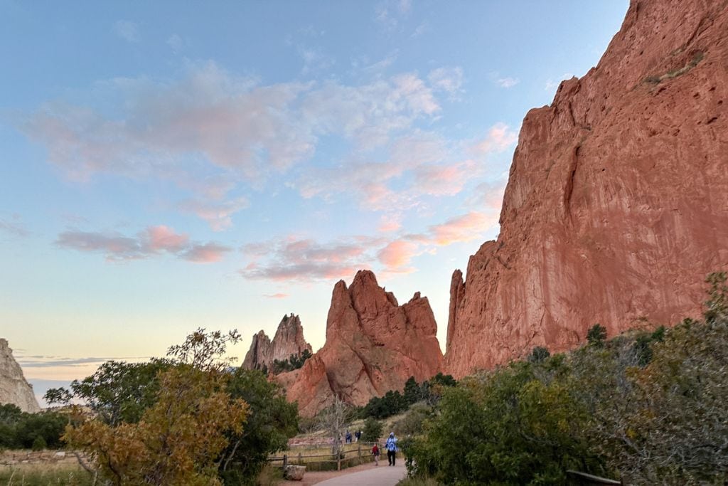A picture of the striking red sandstone rock formations that make up the Garden of the Gods. All of the Pikes Peak Tours from Denver that I've mentioned pass through the Garden of the Gods.