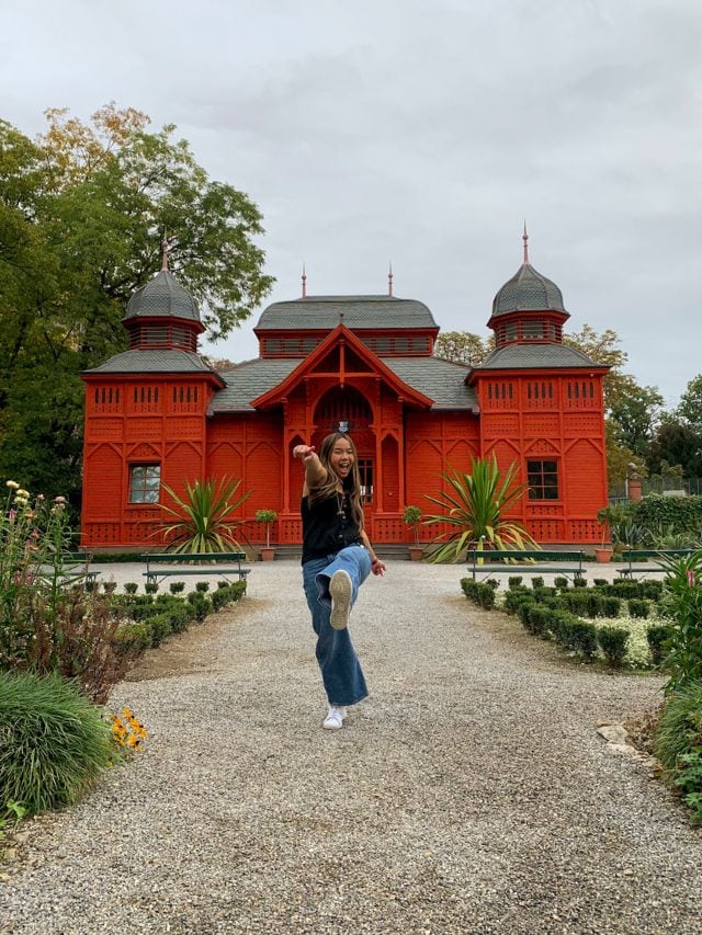 A picture of Kristin at the Zagreb Botanical Gardens.