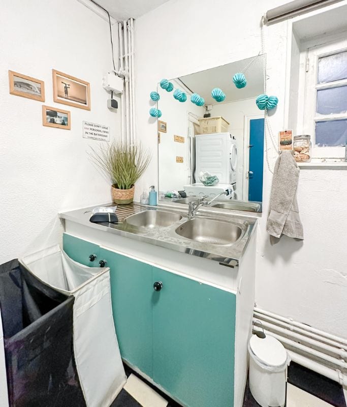 A picture of the sink area at the surf hostel.