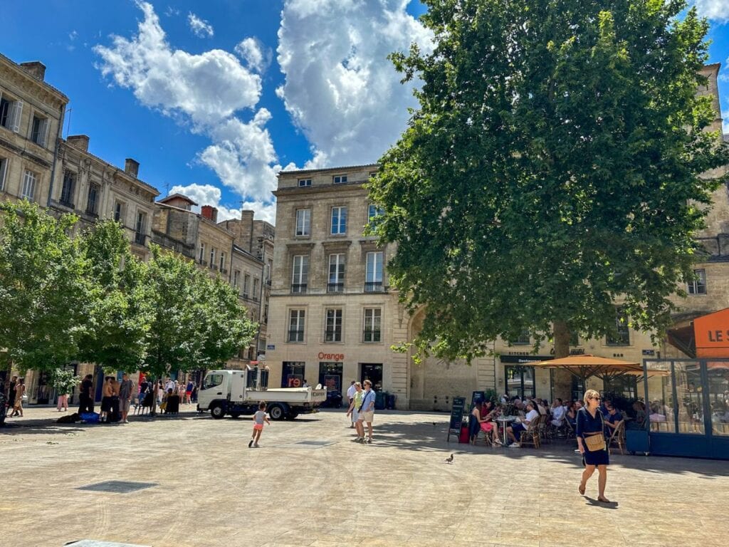 A picture of Place Saint Projet, where the hostel is located. In this area, you'll see lots of restaurants, food stalls, and even a little convenience store.