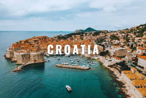 A picture of the coast in Dubrovnik, Croatia.