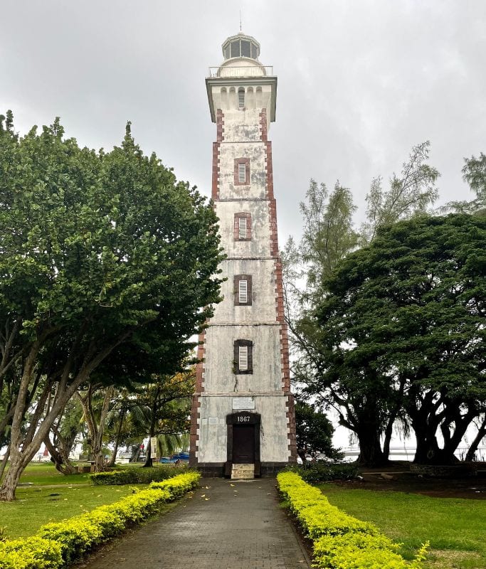 The imposing lighthouse at Pointe Venus stands out from the rest of its surroundings. It offers a more historical perspective of Tahiti and is the perfect thing to do on a rainy day.