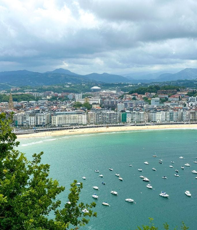 A picture of the golden sands in La Concha Beach in San Sebastian.