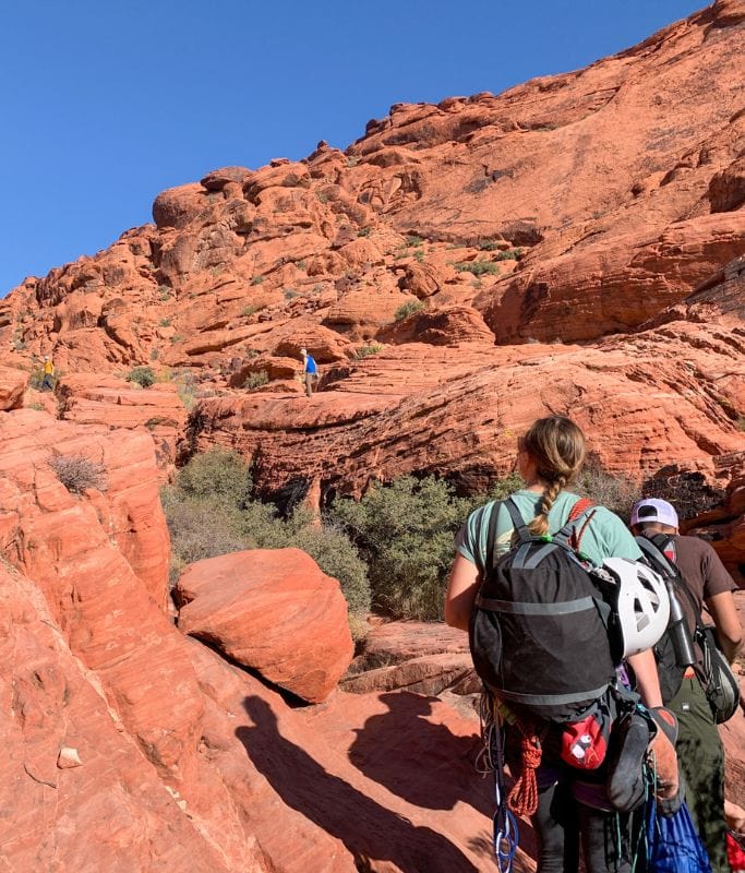 A picture of Kristin and several of her friends hiking in Red Rock Canyon.