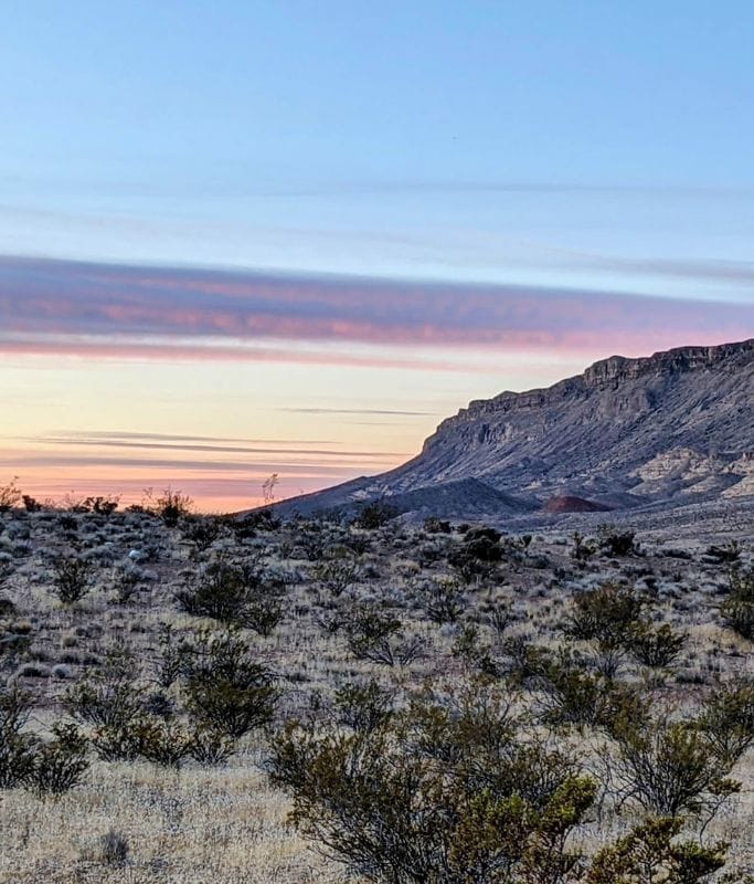 A picture of a stunning sunset in Red Rock Canyon.